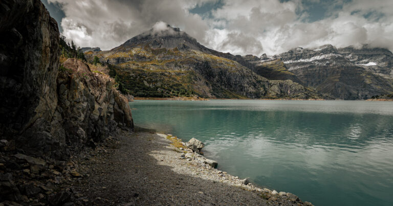 On the shore of the mountains