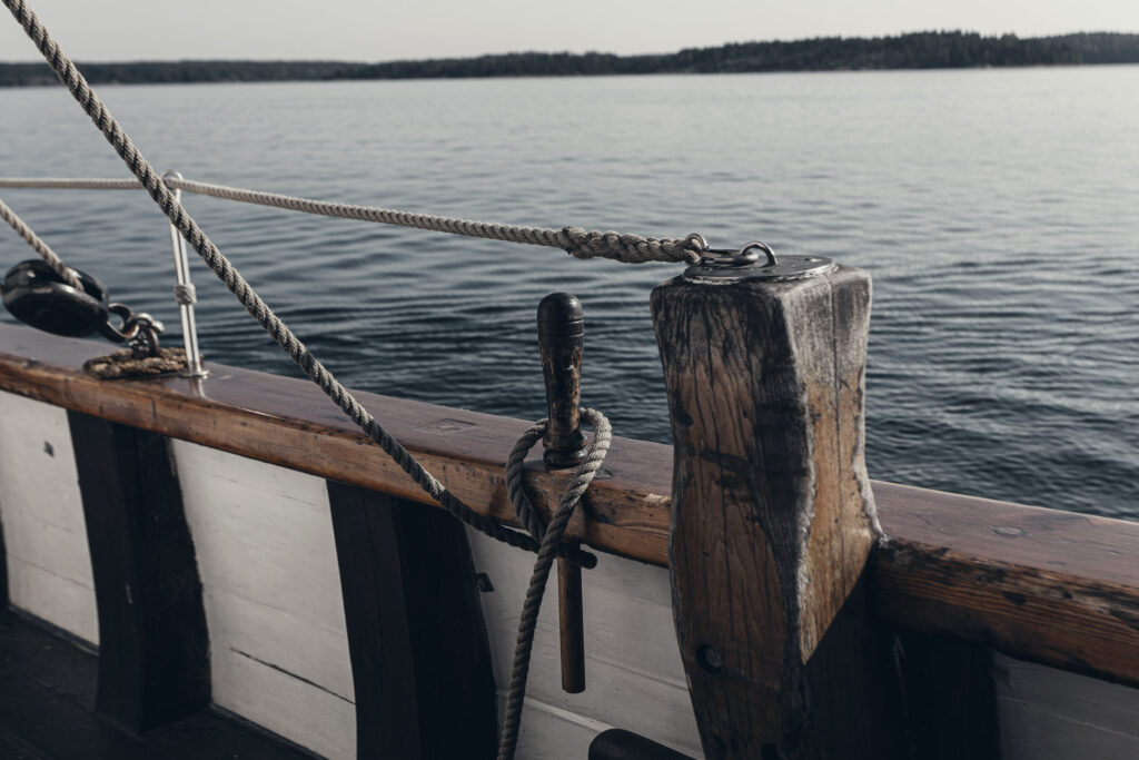 Losely bound rope